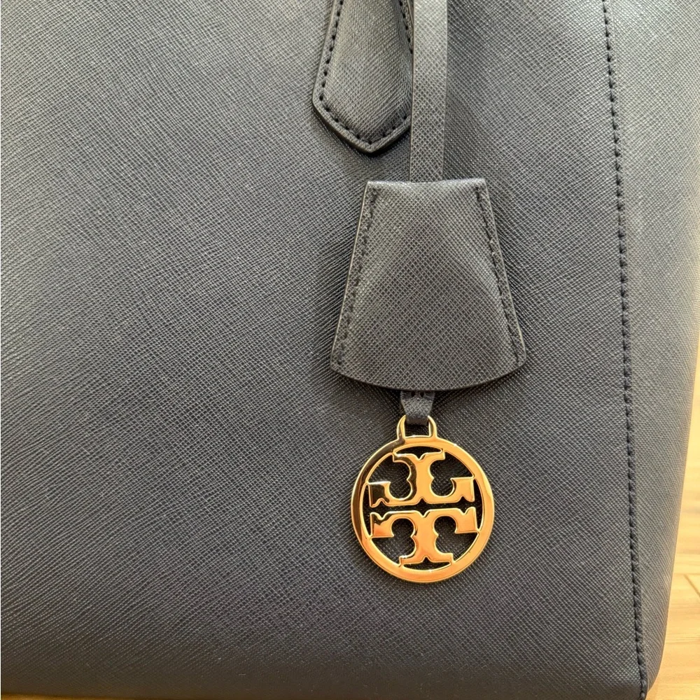 Tory Burch Robinson Tote Bag Elegant Navy Blue - Picture 4 of 9